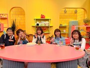 左から、蛙亭イワクラ、YOU、門脇麦、Aマッソ加納、吉住。(c)テレビ朝日