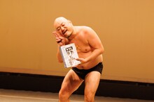 ハリウッドザコシショウ（撮影：二瓶 彩）