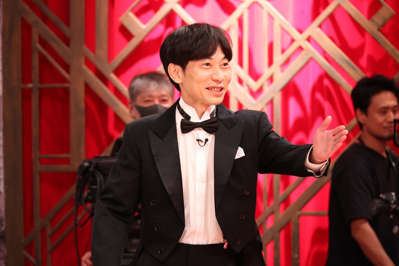 板倉が「マジシャンが消したもの史」、阿佐ヶ谷姉妹が“謎のダンス集団”の研究発表