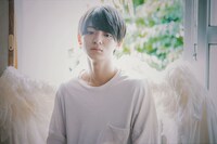 西村拓哉扮する天使。