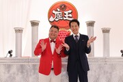 左からブラックマヨネーズ 小杉、千原ジュニア。(c)関西テレビ