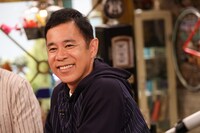 ナインティナイン岡村 (c)関西テレビ