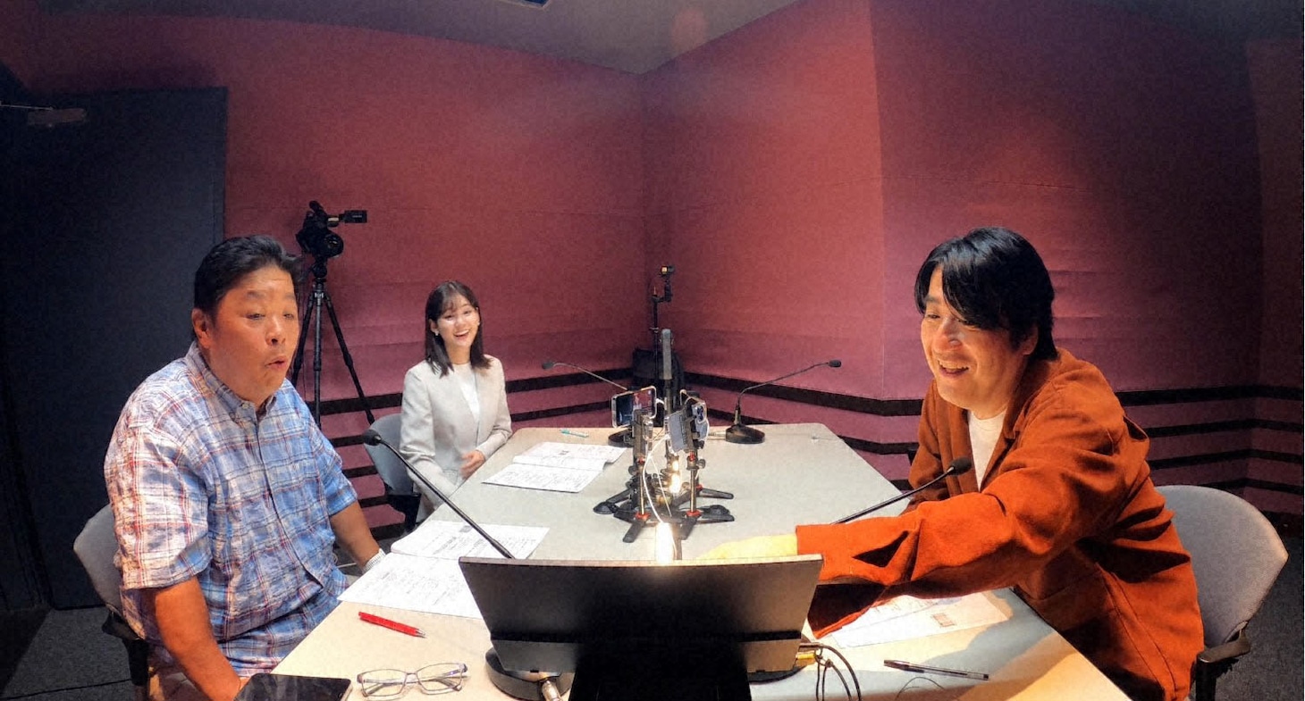 「伊集院光＆佐久間宣行の勝手にテレ東批評」初回の様子。