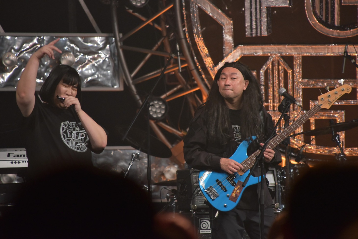 ヨネダ2000愛とレイザーラモンRG。