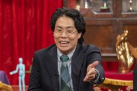 令和ロマン・高比良くるま (c)読売テレビ