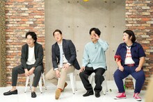 左から令和ロマンくるま、シカゴ実業・中川ひちゃゆき、青色1号・仮屋、紅しょうが・熊元プロレス。