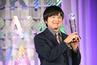 「ブラッシュアップライフ」脚本賞のバカリズム。