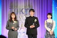 作品賞優秀賞を受賞した「silent」の（左から）川口春奈、目黒蓮、夏帆。