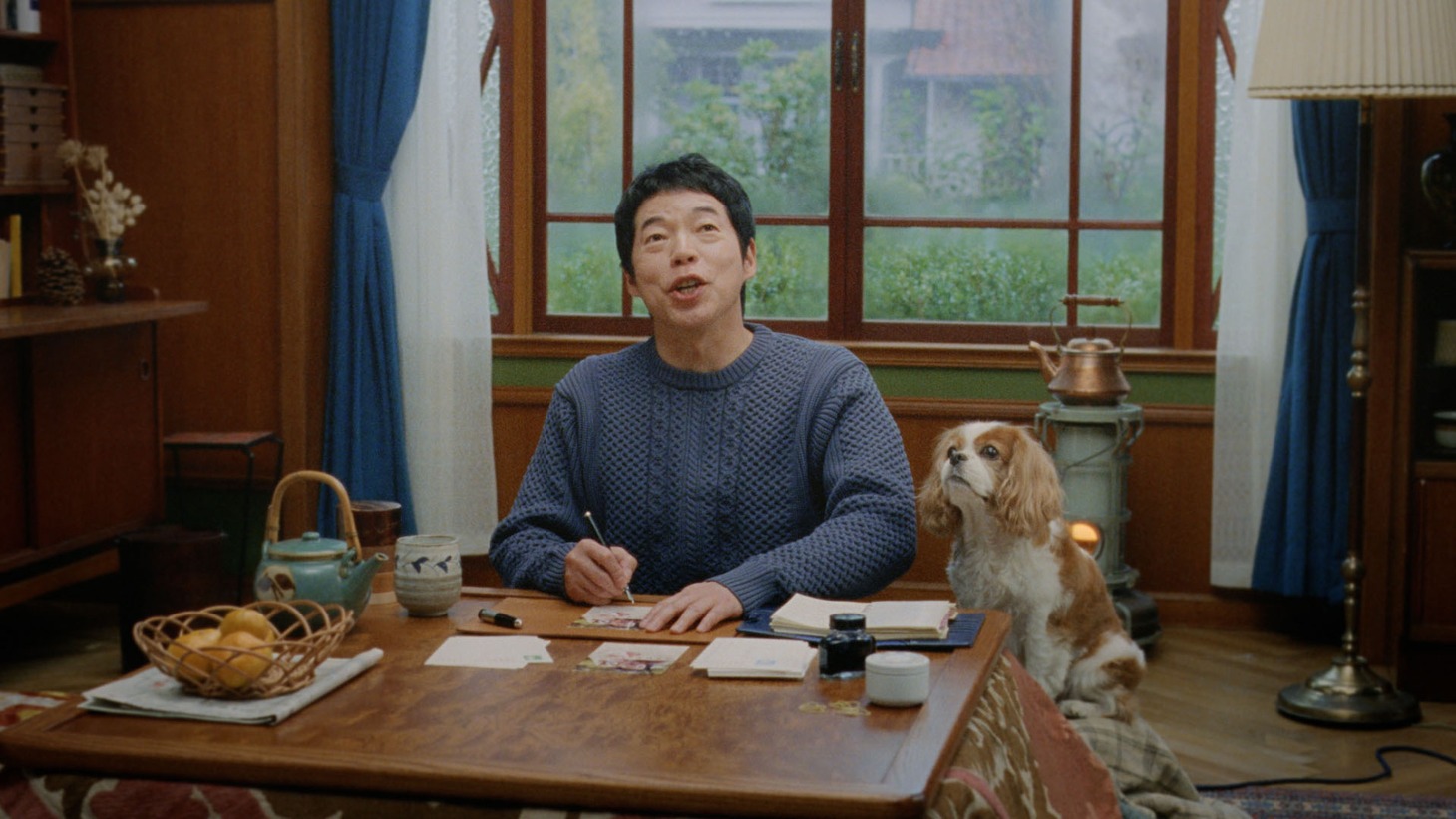 「郵便局の年賀状印刷」の新CMに“愛犬チャッピー”と出演する今田耕司。