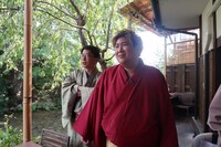 「ビスブラ＆男ブラのぶらりコント旅 さんぶら」のワンシーン。