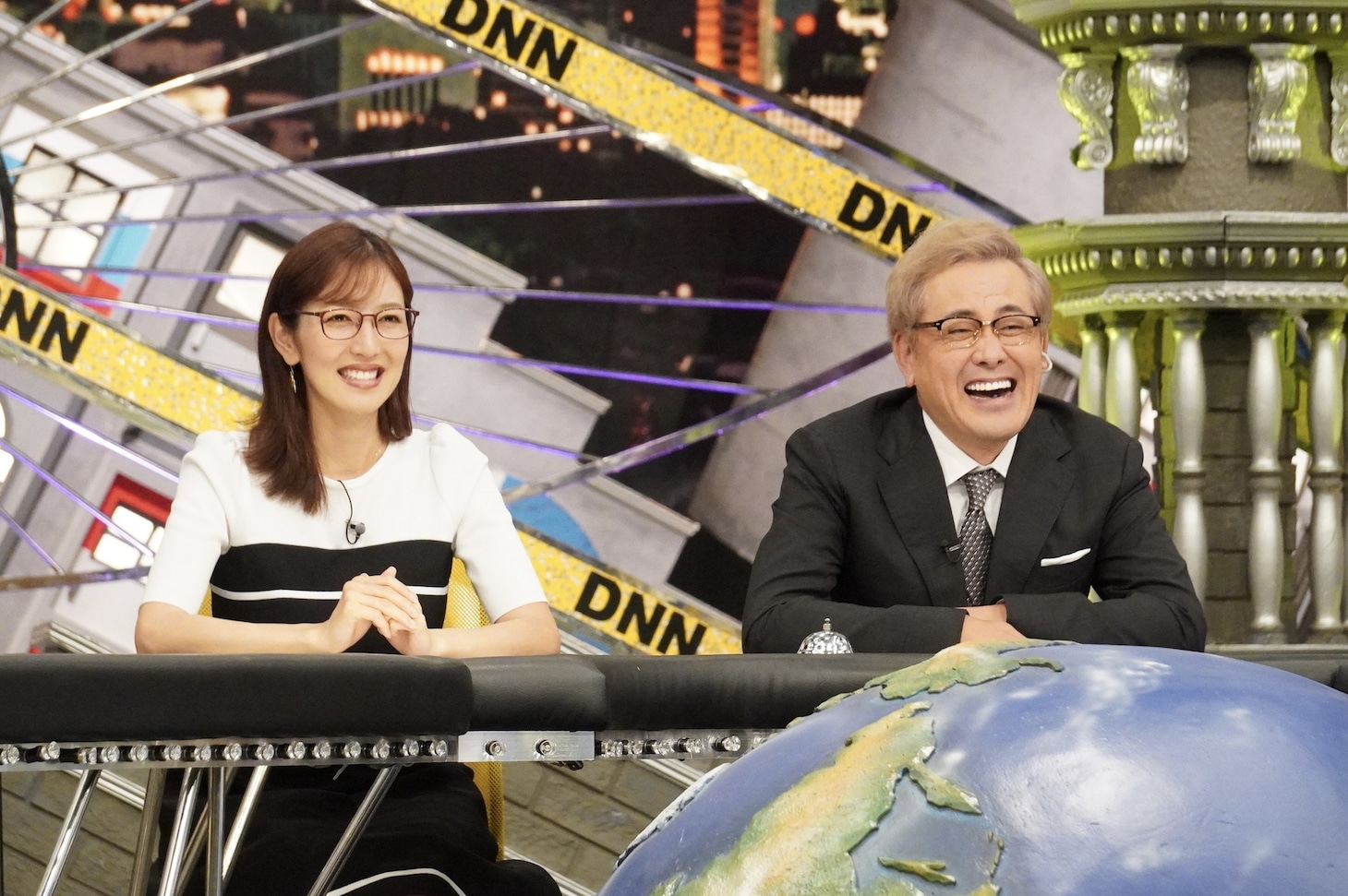 左から、小澤陽子、アリタ哲平。(c)フジテレビ