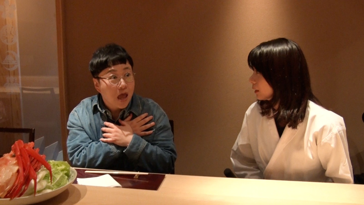 左から、ハリセンボン春菜、森カンナ。