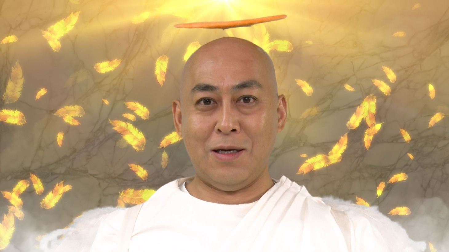 神様役の錦鯉・長谷川。(c)MBS
