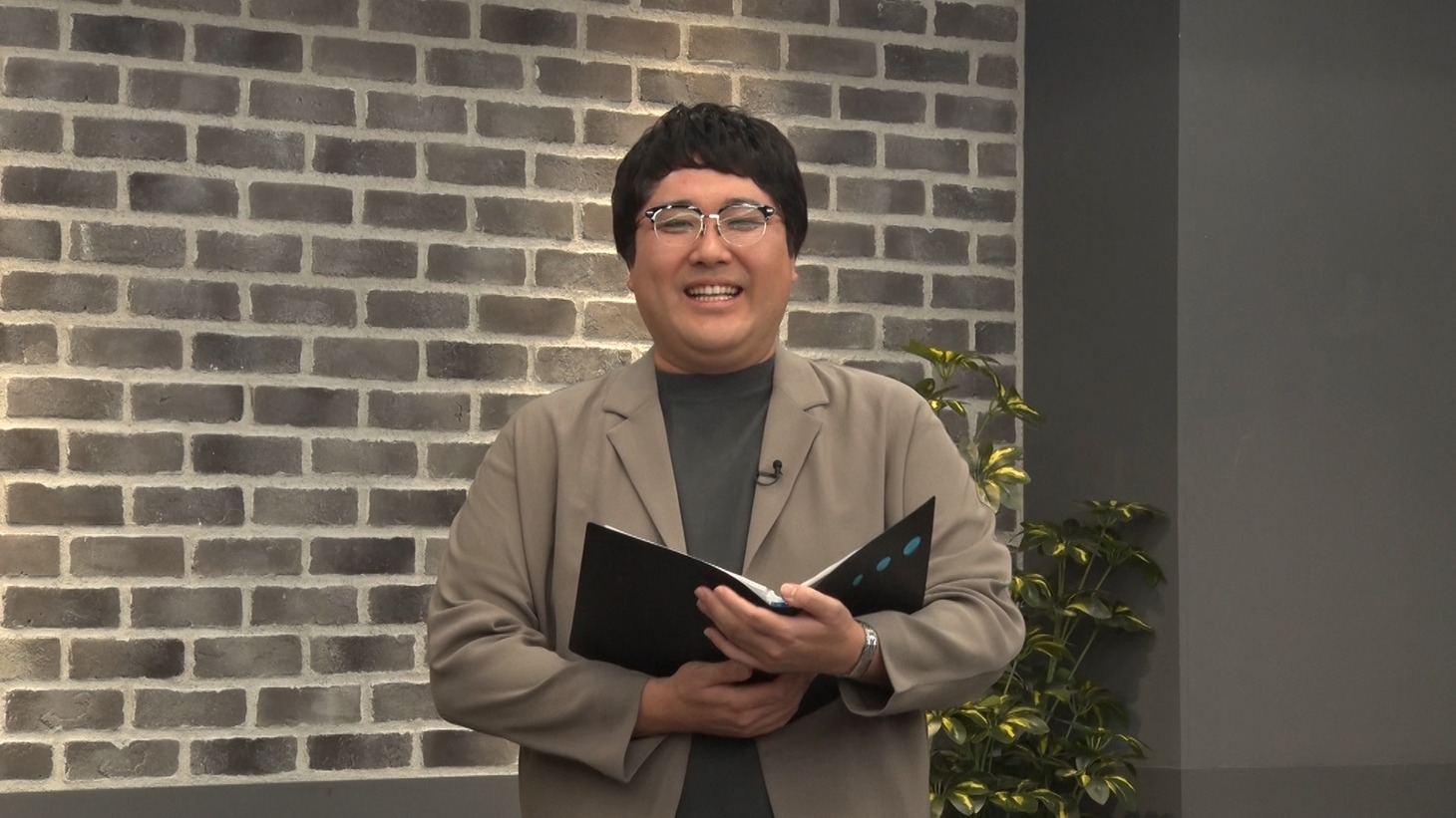 マヂカルラブリー村上 (c)読売テレビ