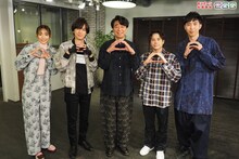 左から武田玲奈、DAIGO、よゐこ有野、五関晃一、岸大河。(c)日本テレビ