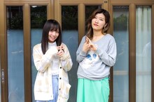 ドラマ「泥濘の食卓」で共演する齊藤京子とヒコロヒー。(c)テレビ朝日