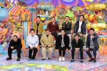 「東京に出てきたいけど芸人 その後…」に出演する（前列左から）千鳥、テンダラー、シャンプーハット、（後列左から）ダイアン、かまいたち。(c)テレビ朝日