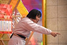 記者をライバル視するゆりやんレトリィバァ。