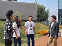 左から、ミサイルマン岩部、笑い飯、ダイアン・ユースケ。(c)ABCテレビ