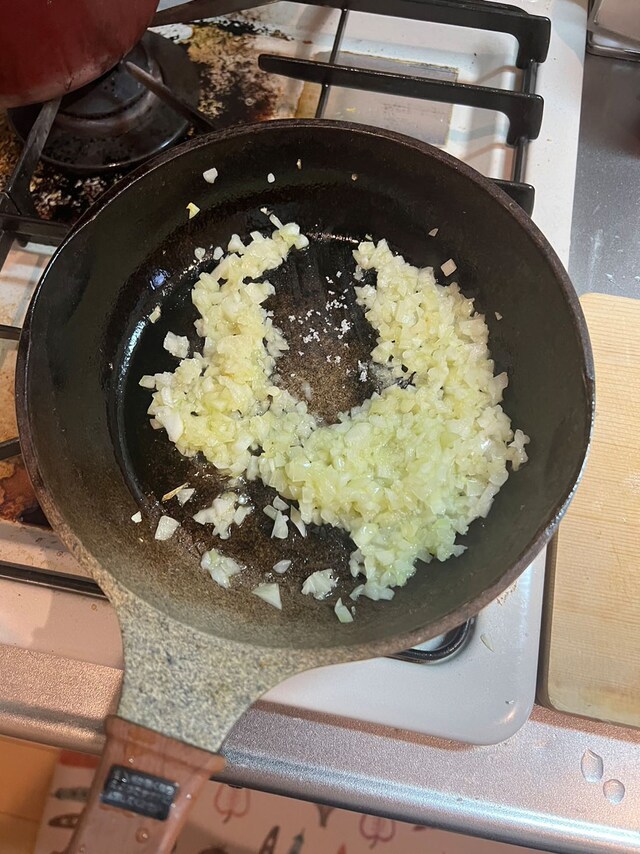 あめ色になるまで炒める。