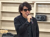 バンドのボーカルオーディションの様子。