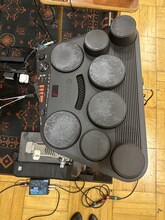 すゑひろがりず南條の練習用ドラム。