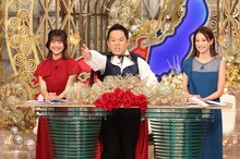 MCのダイアン津田（中央）。(c)フジテレビ