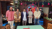 「バカリズムと欲望喫茶」に出演する（左から）ロバート秋山、風間俊介、バカリズム、黒木瞳、ハライチ澤部。(c)テレビ朝日