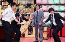 や団と内村光良。