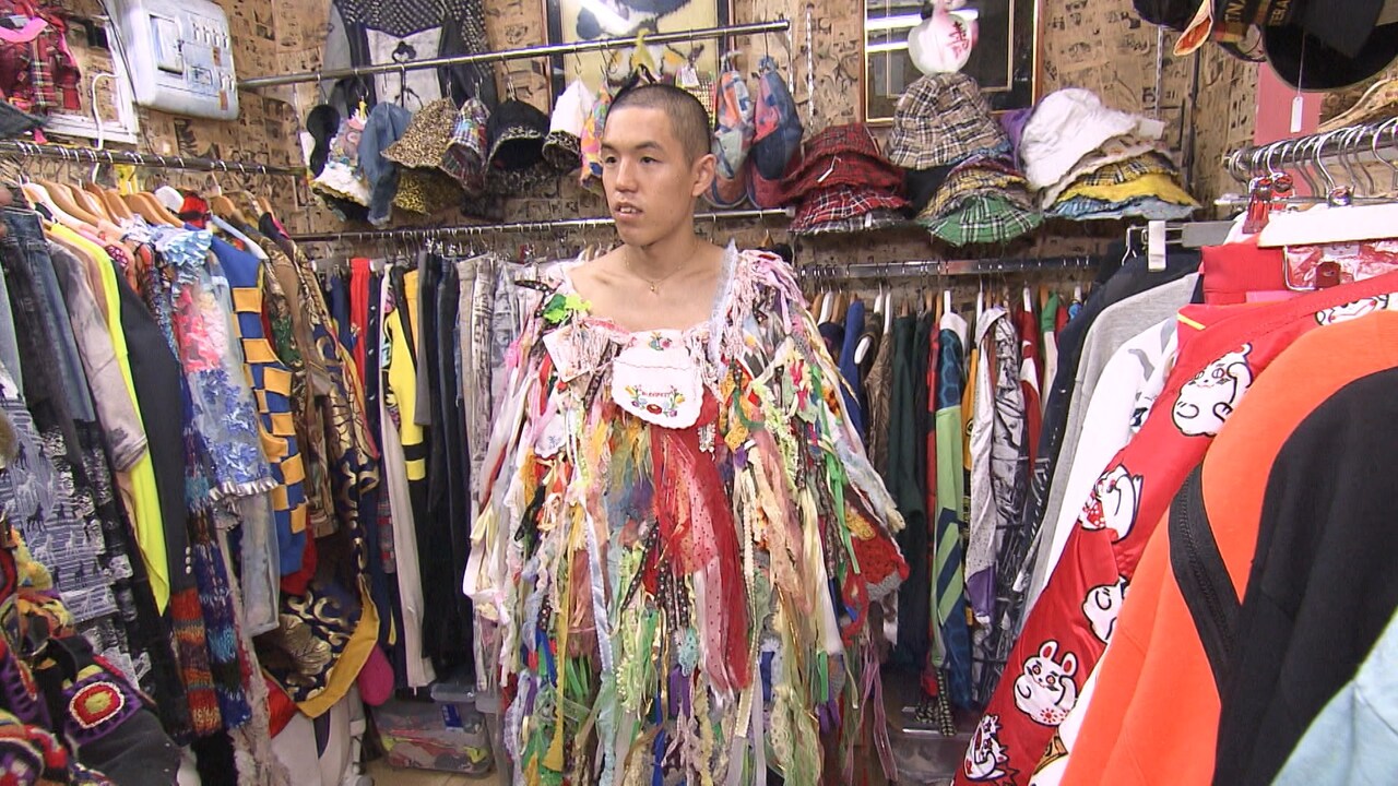 「相席食堂」四千頭身都築が高円寺で古着屋巡り　ドン小西がファッションチェック