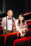 左から上田航平、松井咲子。