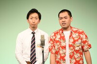 くらげ。左から杉昇、渡辺翔太。