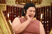 抜いた歯が奥から何本目かを数える紅しょうが・熊元プロレス。