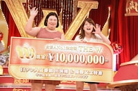 「女芸人No.1決定戦 THE W 2023」で優勝した紅しょうが。