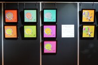 「三村マサカズ NFT ART COLLECTION ～三村アート1回なのか展」より。