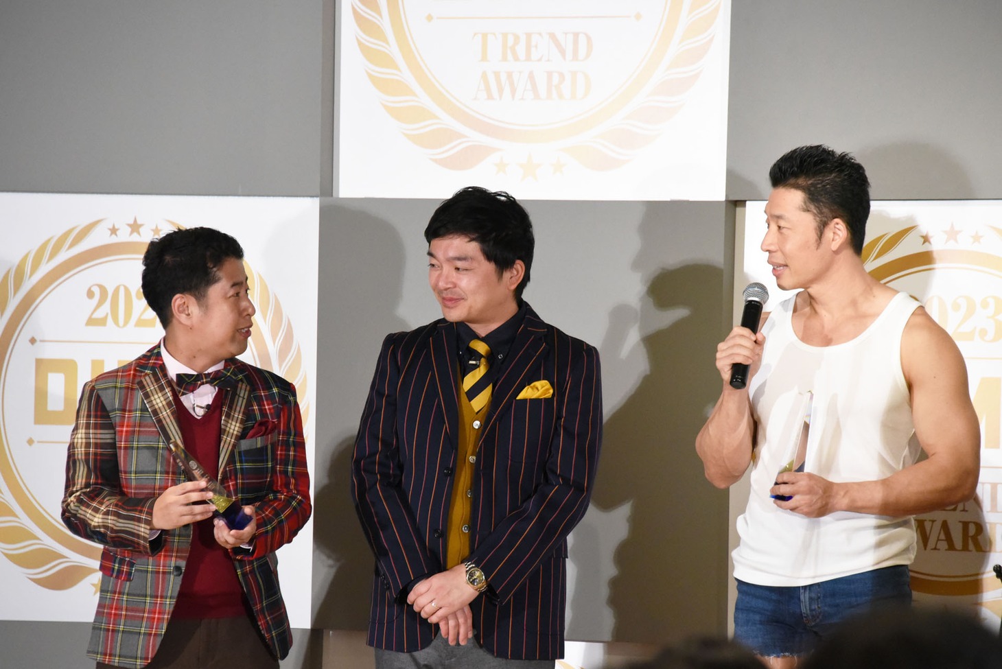 「2023 第36回小学館DIMEトレンド大賞」贈賞式の様子。