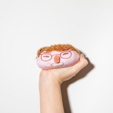 「握るマユリカのむぎゅっとマスコット（中谷）」