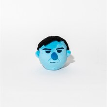 「握るマユリカのむぎゅっとマスコット（阪本）」