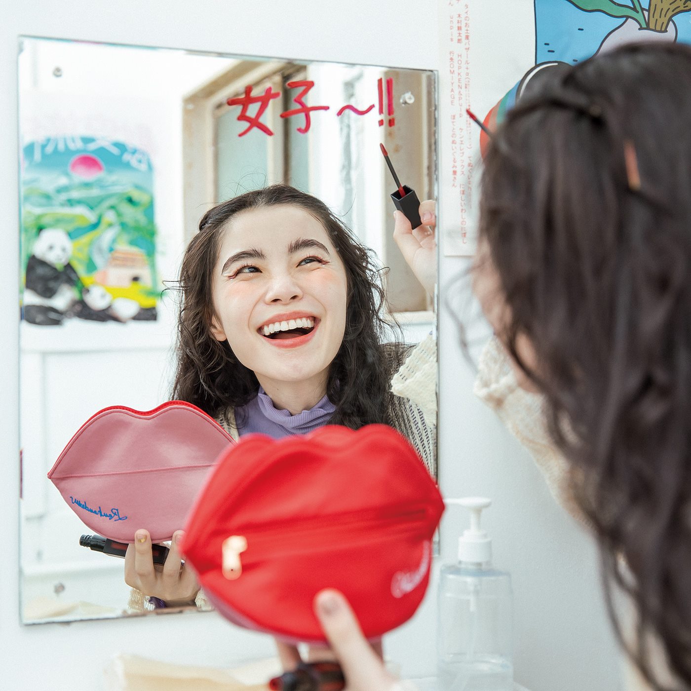 「女子～！の必需品 キュートな映えポーチ」