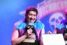 ウィッグを取られたEXITりんたろー。。