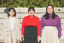 ぼる塾。左からきりや、あんり、田辺。