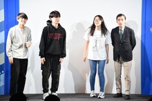 新人賞2位の群青団地（左）と1位の十九人（右）。