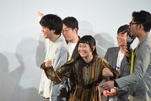 「反省大賞」にて、自分たちがオッパショ石やひつじねいり松村の下ネタと同列に扱われていることにクレームを入れる人間横丁。