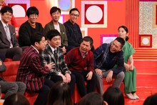 ウエストランドと爆笑問題のトークの様子。(c)テレビ朝日