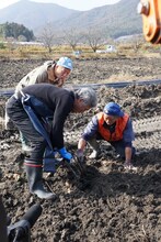 「西村キャンプ場 ザ・ゴールデン ～吉川晃司と地元凱旋アポなしキャンプ旅～」より。(c)テレビ新広島