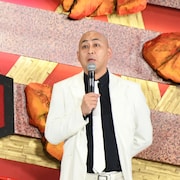 錦鯉長谷川、M-1優勝前夜は「UFOを見ていた」 一方渡辺は「浅草キッド」を観ていた