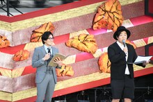 敗者復活戦の前説を務めたどりあんず。