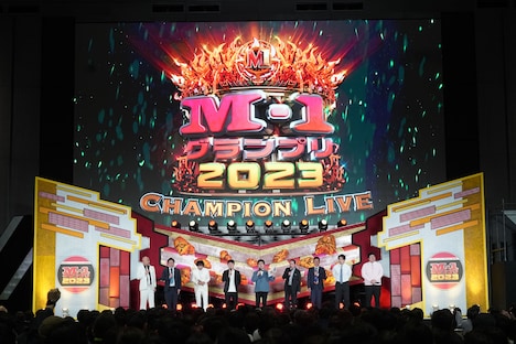 トークコーナー「チャンピオンのベストアンサー」の様子。（写真提供：吉本興業）