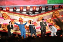 ナイチンゲールダンスがオズワルドに勝利し、Bブロック勝ち上がりが決定した場面。