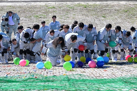「お笑いエスポワール号」のワンシーン。(c)TBS